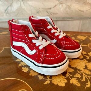 NEW Red High Top Sneakers Vans Sk8-hi Zip Toddler Size 5